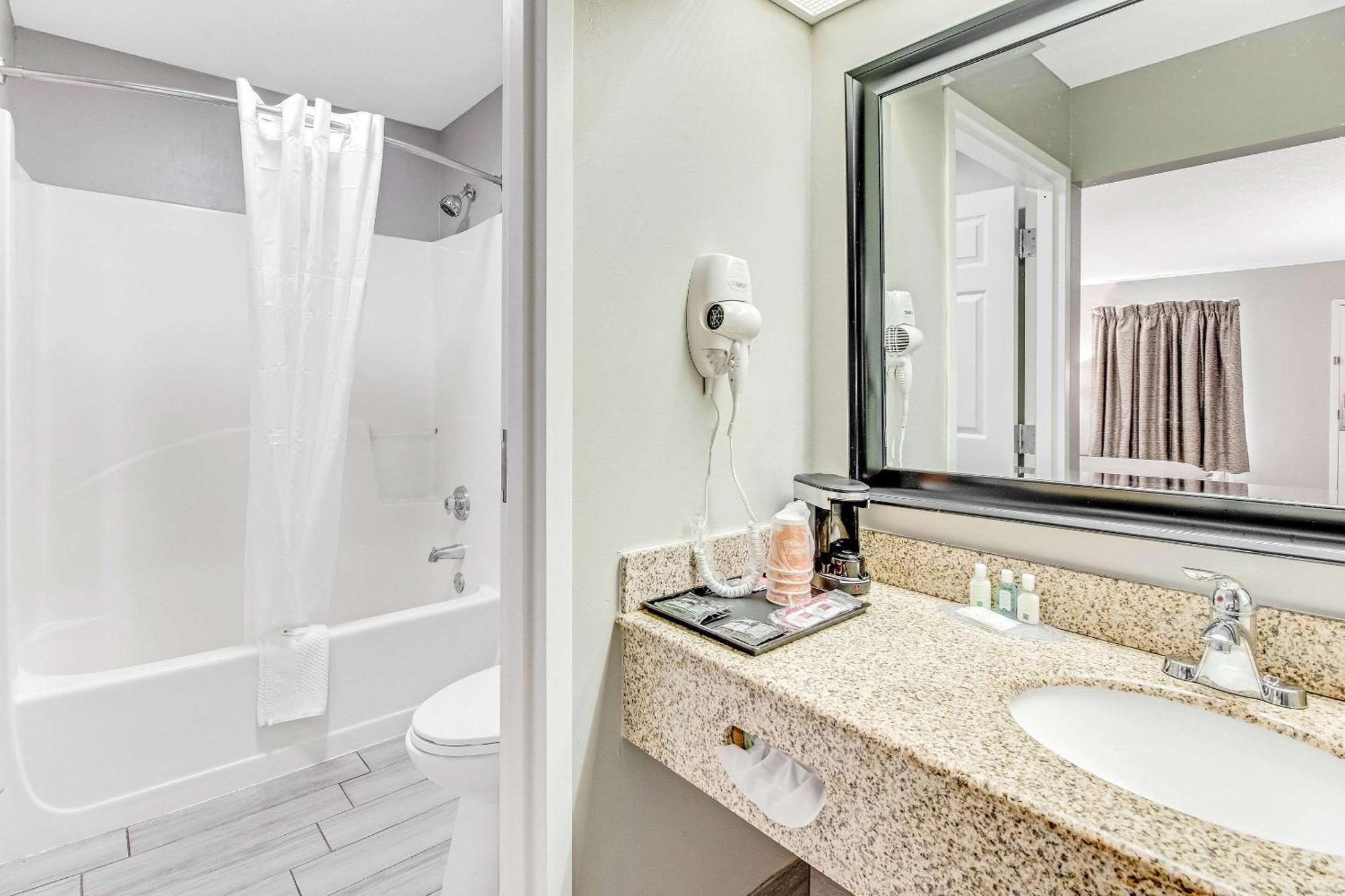 Quality Inn - White House Luaran gambar